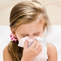 Wirusowe zapalenie dróg oddechowych u dzieci – Jak postępować?